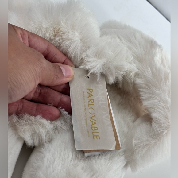 Fuzzy Cross Band Slippers by Parlovable ๐ - Picture 4 of 11
